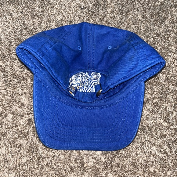 Memphis Tigers hat - Picture 2 of 2